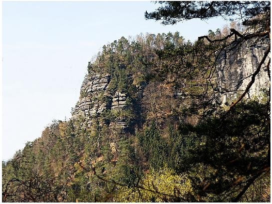 Křídelní stěna (456m)