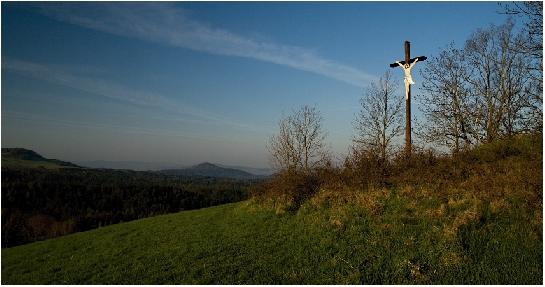 Ozářený kříž