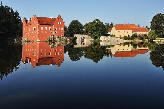 Červená Lhota