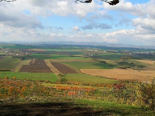 Krásná to zem - pohled z hory Říp