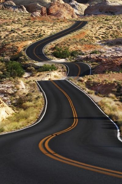 Silnice ve Valley of Fire - Nevada - USA