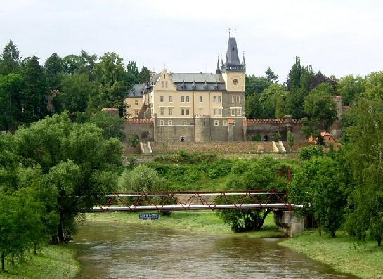 Zruč nad Sázavou zámek