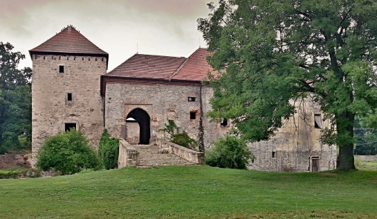 Horní tvrz Kestřany u Putimi