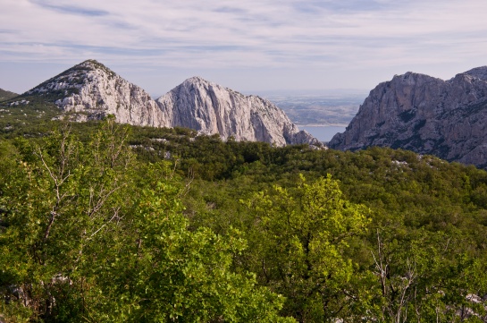 Anića Kuk a ústí kaňonu Velike Paklenice