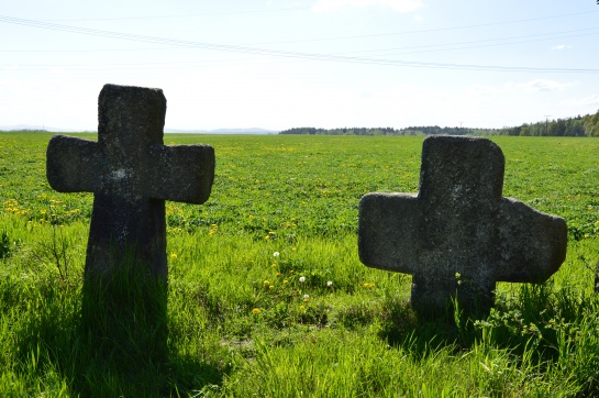 Milhostov, smírčí kříže