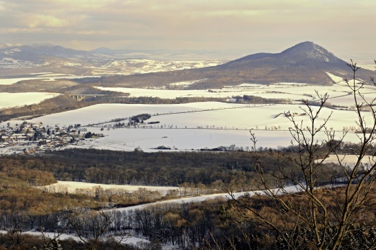 Zřícenina hradu Ostrý u Milešova