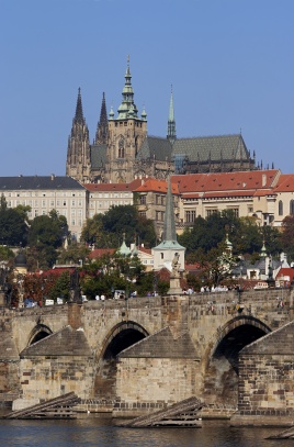 Hradčany a Karlovův most