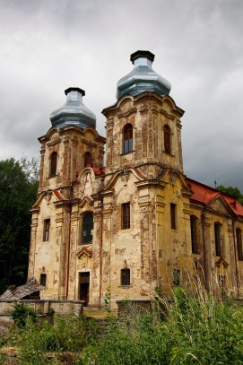 Kostel Navštívení Panny Marie - Skoky