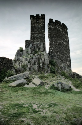 Hrad Hazmburk  01