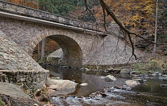 Zemská brána u Bartošovic