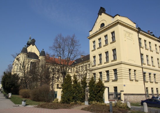 Reálné Gymnázium - Kladno