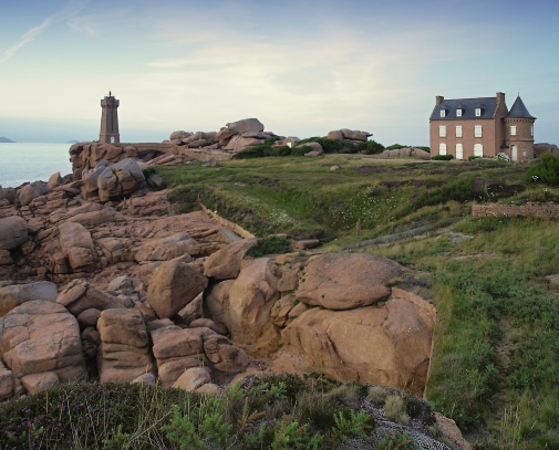 Cote de Granit Rose -růžové pobřeží