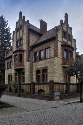 vila Kouřimka - Poděbrasy