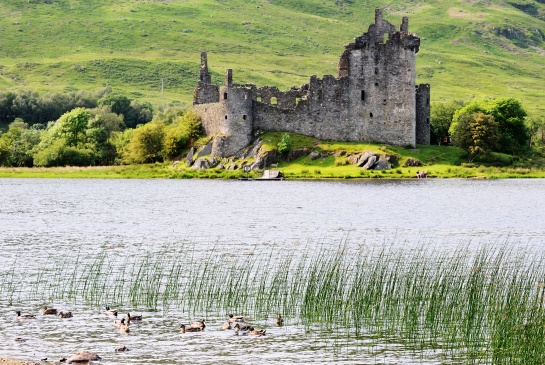 SKOTSKO - hrad Kilchum u jezera LOCH AWE