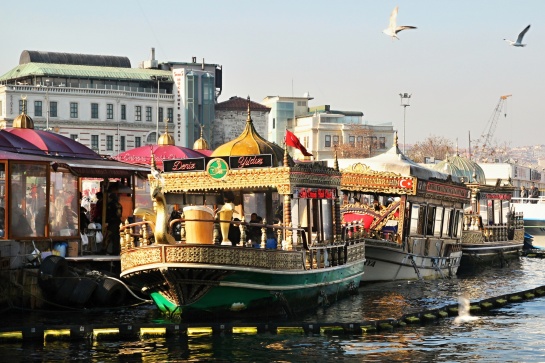 Bárky v Istanbulu