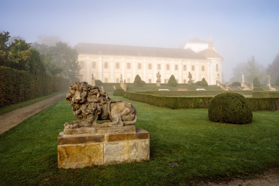 Lysá nad Labem zámek