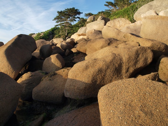 Cote de Granit Rose -růžové pobřeží