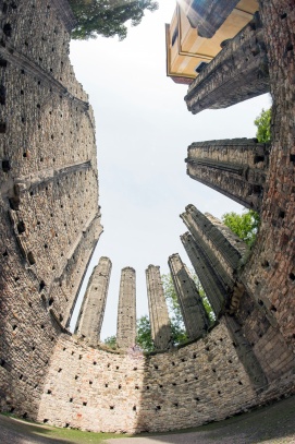 Nedokončený kostel Panny Marie, Panenský Týnec