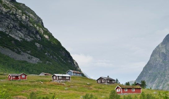 NORSKO - vesnička v NP Jostedalsbreen