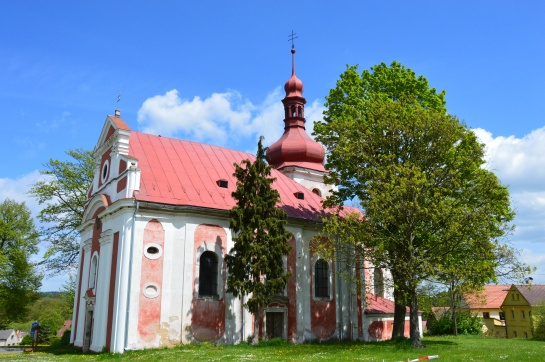 Uněšov, kostel