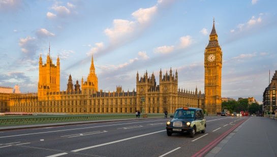 LONDÝN - BIG BEN, HOUSES OF PARLIAMENTS