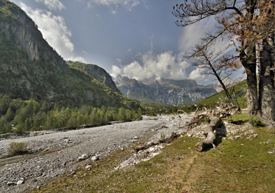 Albánie  -  vesnička  Theth  -  národní park