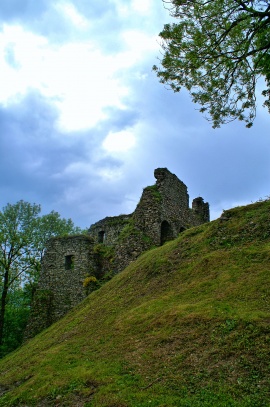 Zřícenina hradu Tolštejn