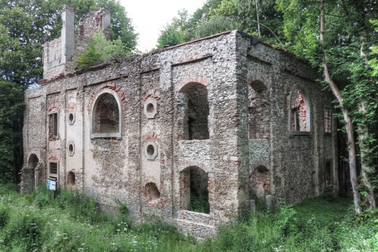 Zřícenina kostela svaté Apoleny