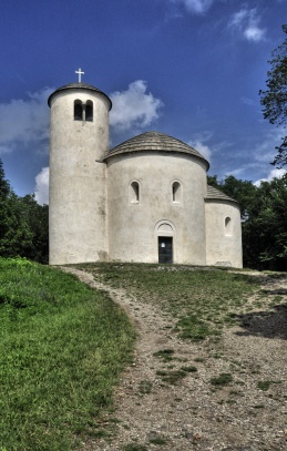 Říp - kaple sv. Jiří a sv. Vojtěcha