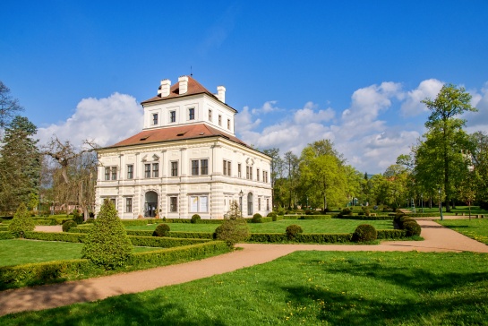 Letohrádek - Ostrov nad Ohří