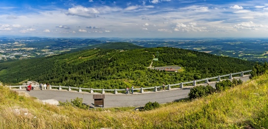 Z  vrcholu Ještědu