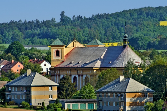 Dubá kostel Nalezení sv. Kříže