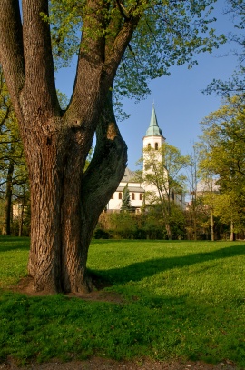 kostel sv. Michaela a Panny Marie Věrné