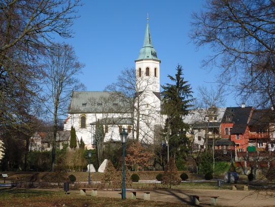 Ostrov nad Ohří kostel