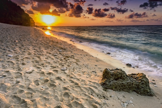 Pantai Gunung Payung