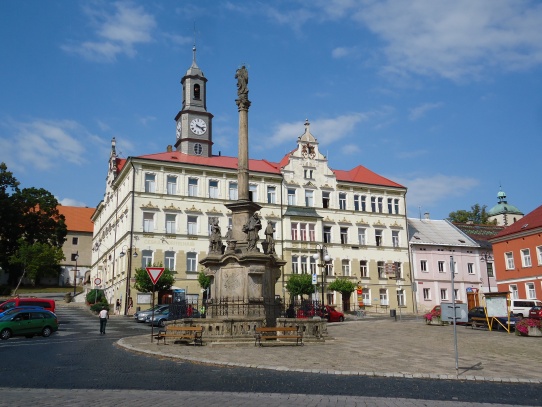 Benešov nad Ploučnicí náměstí