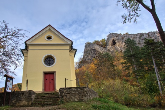 Svatý Jan pod Skalou