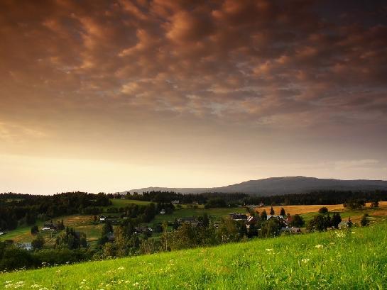 Večer nad Hraběticema