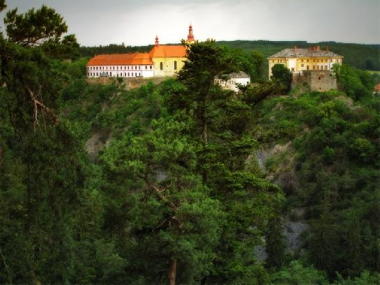 Rabštejn z hraběcí vyhlídky detajlnější