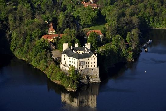 zámek Orlík nad Vltavou - letecký snímek