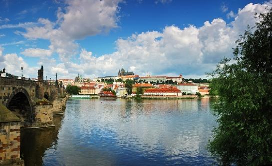 Praha - Hradčany a Karlův most Panorama