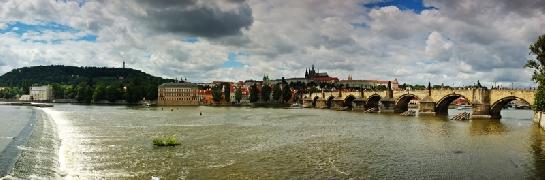 Praha - Hradčany a Karlův most Panorama