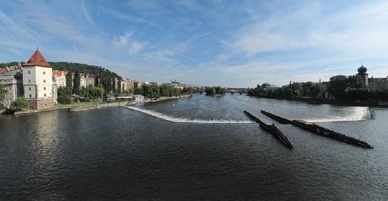 Hradčany s Malostranskou vodárnou